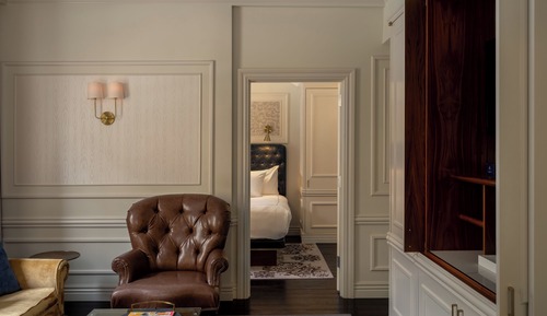 Premier Suite, 1 King Bed with Sofa bed
