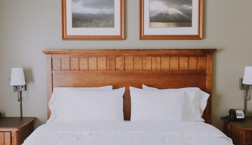 One king bed non smoking