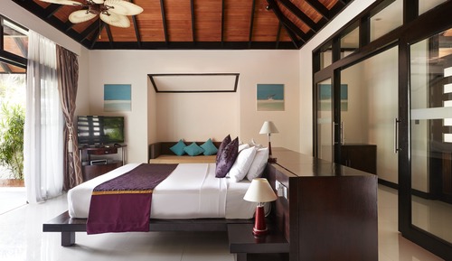 Celebrity Retreat: Free seaplane transfer for 2 guests(7+Nights, Stays till 26th Dec'26)