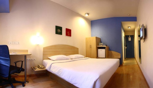 Queen Room