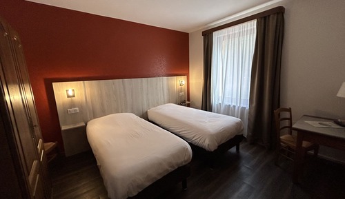 Comfort Twin Room