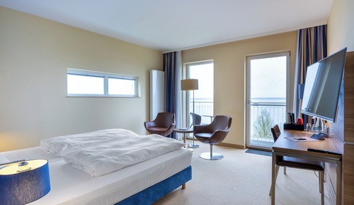 Superior Room, 2 Twin Beds (Sea Side)