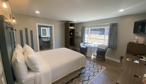 1 Queen Bed, Accessible (Budget) No  Pets