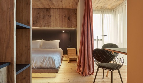 Junior Studio Suite