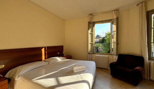 City Apartment, 2 Bedrooms, Kitchen