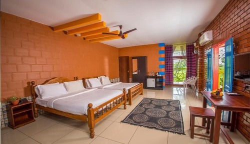 Premium Double Room, Balcony, Pool View