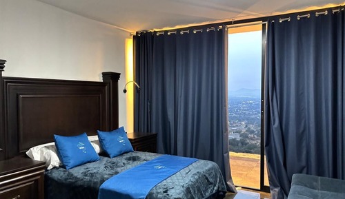 Luxury Room, Valley View