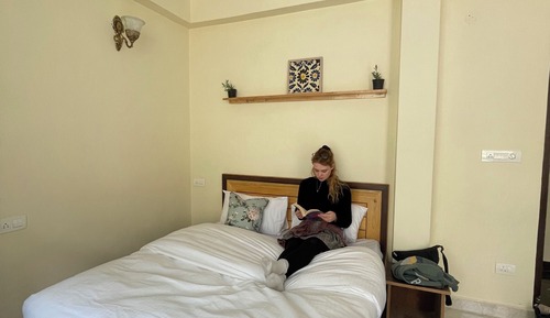 Deluxe Double Room, 1 Queen Bed, Balcony, Hill View