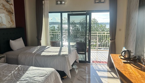 Superior Double or Twin Room, Beach View