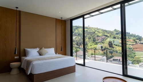Family Villa, Balcony, Mountain View