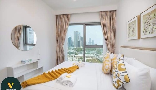 Luxury Apartment, Balcony, City View