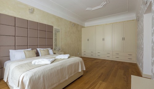 Apartment with a large sauna and a shower AP1