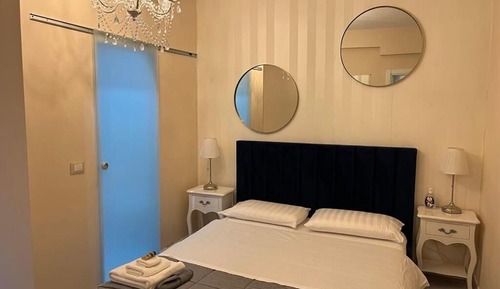 Deluxe Suite, Courtyard View