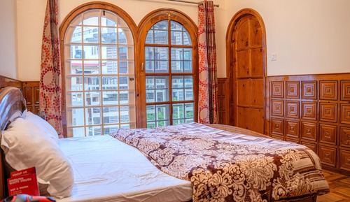 Premium Room