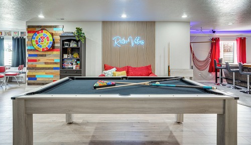 House (2 Bedrooms)