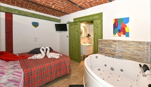 Studio Suite, Patio, Courtyard View