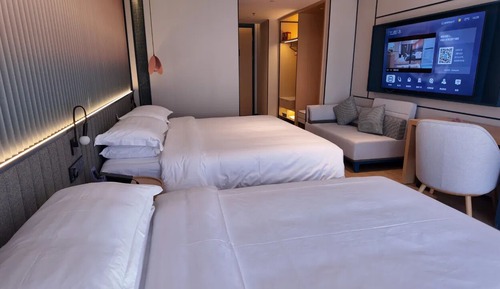 Family Double or Twin Room, Multiple Beds, Air conditioning, City View