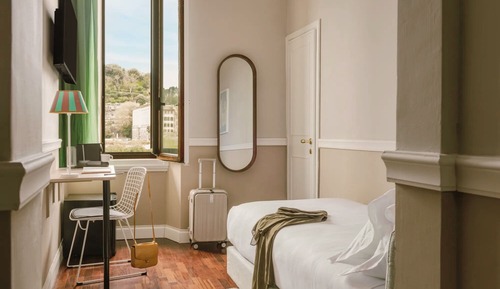 Compact Room - Single