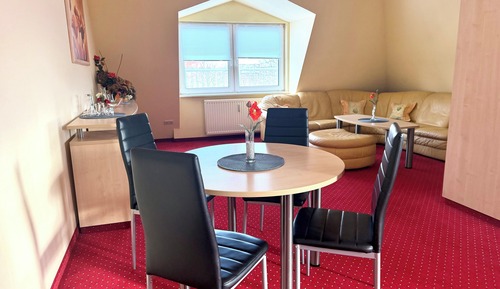 Luxury Suite, 2 Bedrooms, Non Smoking, Garden View