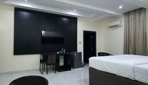 Executive Room