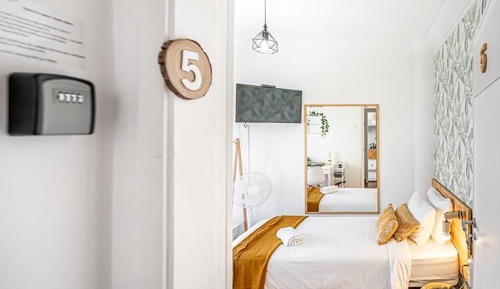 Deluxe Single Room