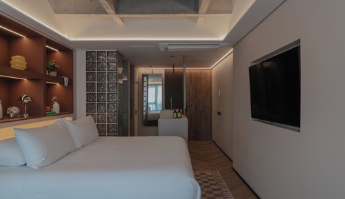 Deluxe Twin Room, City View