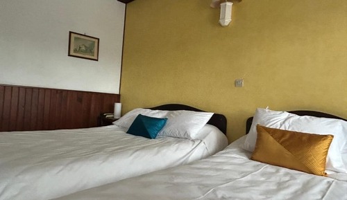Triple Room, River View