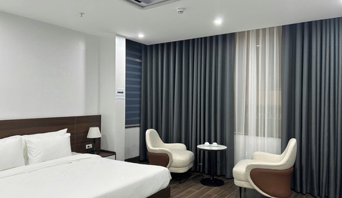 Luxury Room, City View