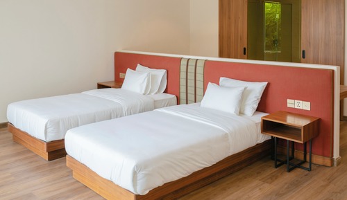 Lake View Twin Suite