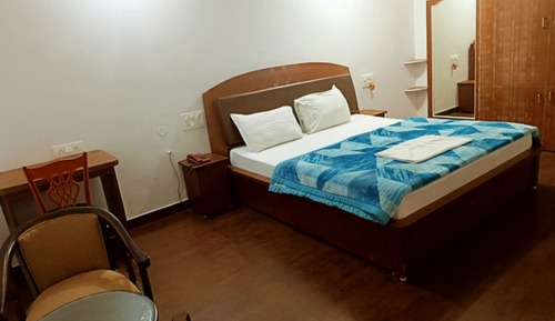 Deluxe Single Room