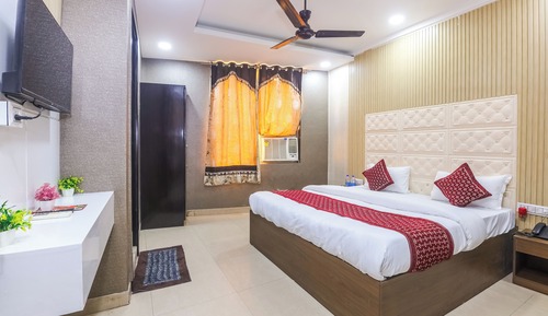 Classic Double Room