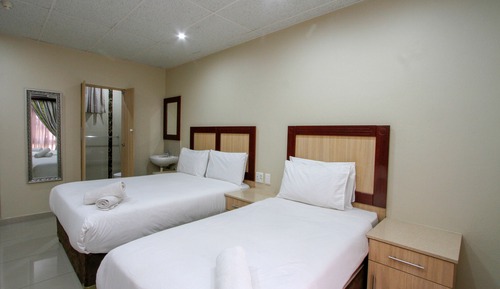 Luxury Triple Room