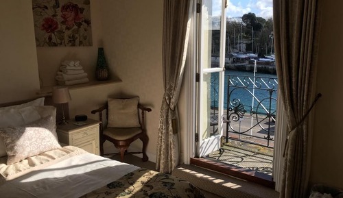 Double Room, Balcony, Harbor View