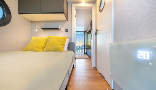 Luxury mobile home, balcony, sea views