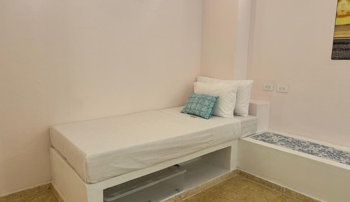 Apartment, Bay View