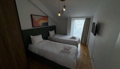 Deluxe Duplex, Balcony
