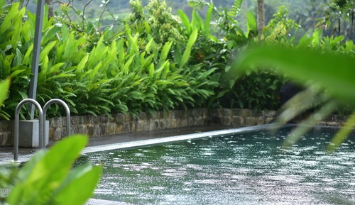 Deluxe Triple Room, Pool View