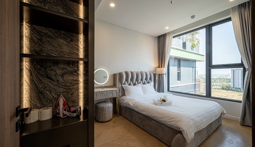 Business Suite, 1 Bedroom, Club Lounge Access, City View