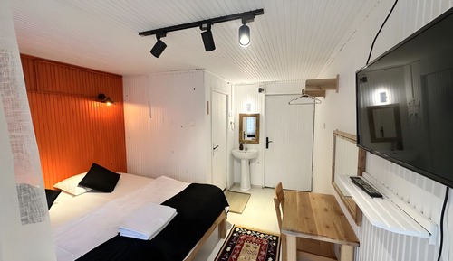 Standard Double or Twin Room, Balcony, Mountain View