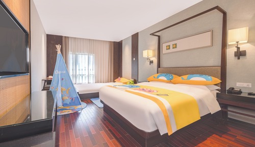 Family Twin Room