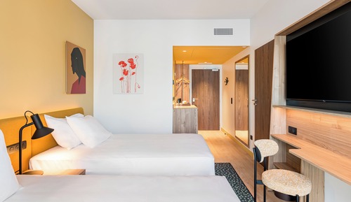 Room, 1 King Bed (Super)