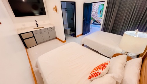 Superior Triple Room, Garden View