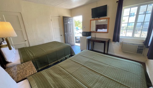 Deluxe Double Room, 2 Double Beds, Non Smoking