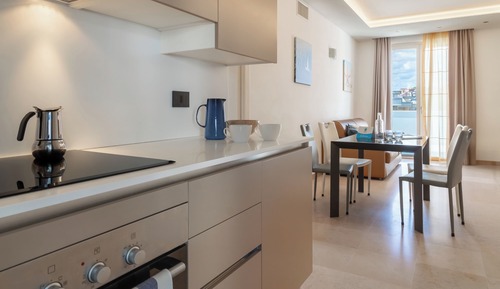 Exclusive Apartment, 2 Bedrooms, Sea View