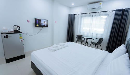 Superior Double Room, City View