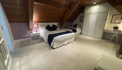 Luxury Triple Room, Courtyard View