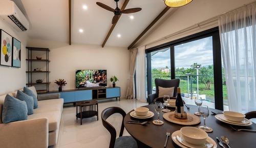 Deluxe Apartment, Balcony, Canal View