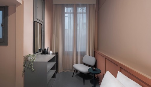 Standard Studio, 1 King Bed