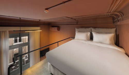 Loft, City View