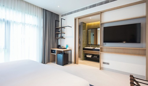 Deluxe Double Room, Garden View